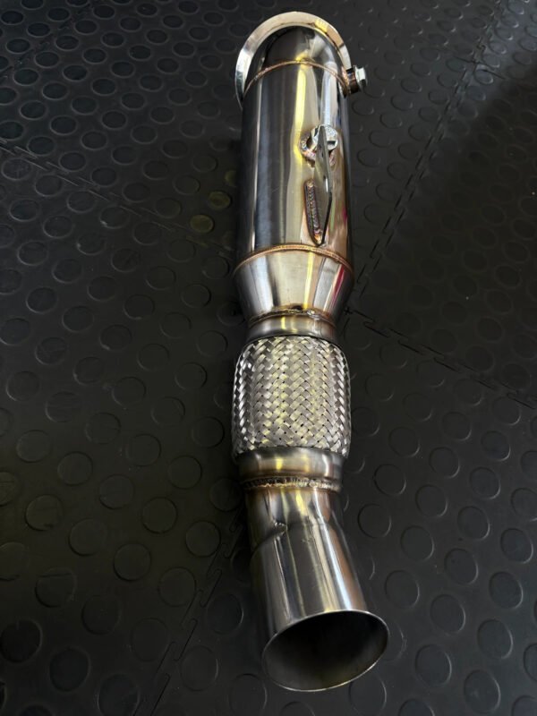 imgi_3_934FE948-57C9-4C6E-A697-171FEEB4A5F1 B58 Catless Downpipe