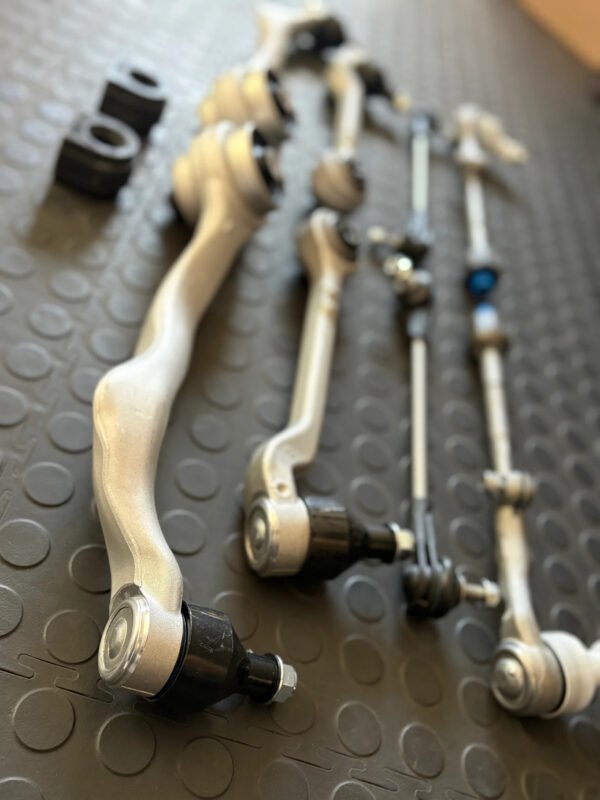 BMW Front Suspension Repair Kit F20 F22 F30 F32 / Control arm kit