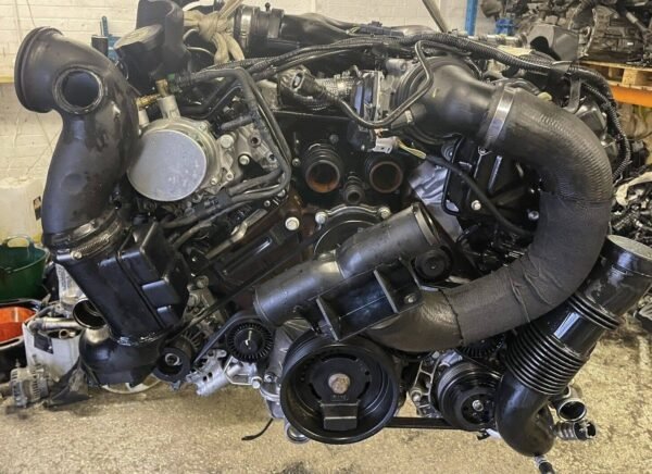 Land Rover 4.4L V8 Diesel (448DT / SDV8) Engine