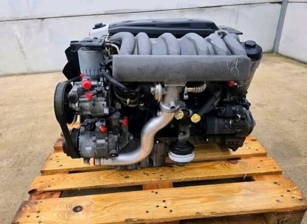 Mercedes OM606 Turbo Diesel Engine