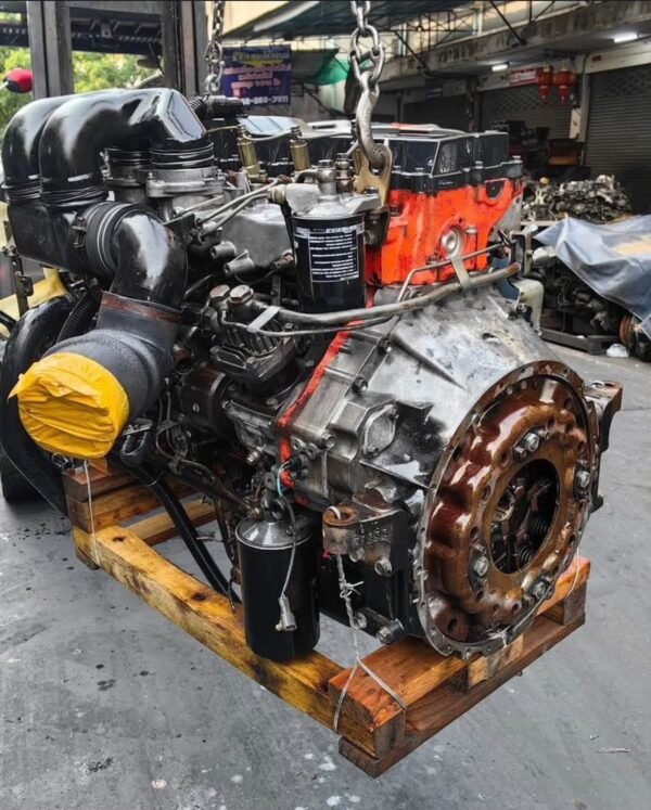 Isuzu 6HH1 (8.2L Diesel) Engine