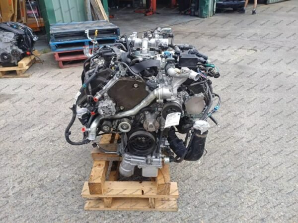 Toyota Land Cruiser 4.5L V8 1VD-FTV Diesel Engine