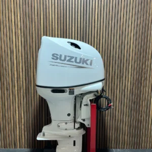 Suzuki DF140 (140 HP) 4-Stroke Outboard Engine